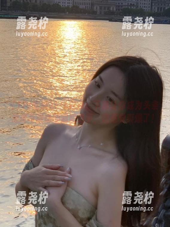 17c吃瓜：下载让你成为头条速度与激情的超跑选手，这感觉爽爆了！-露尧柠