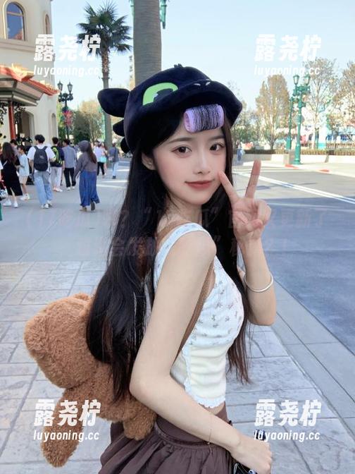 咦？“17吃瓜”官网又更新了，难道会发放“吃瓜”秘籍？！-露尧柠