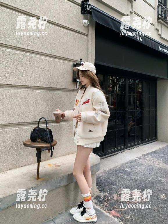 登录后瞬间被455fun吸引，感觉自己仿佛被卷入了一场无休止的戏剧！-露尧柠