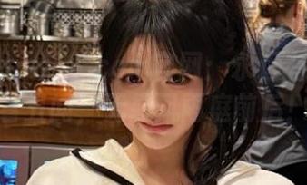 51.com官网：永远有人追逐着丑闻，无畏风雨庭前后！