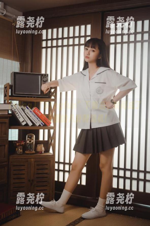 “51cgfun”下载后，瞬间成了朋友圈的八卦制造机！-露尧柠
