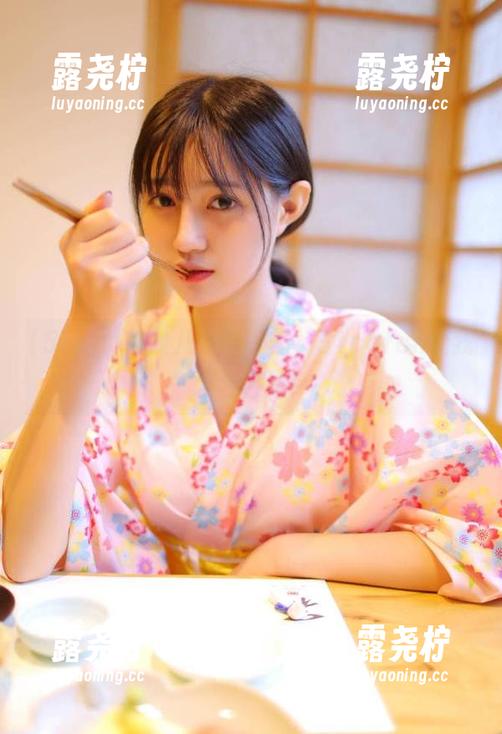 在线八卦每一刻，51cgfun让我无法自拔！-露尧柠