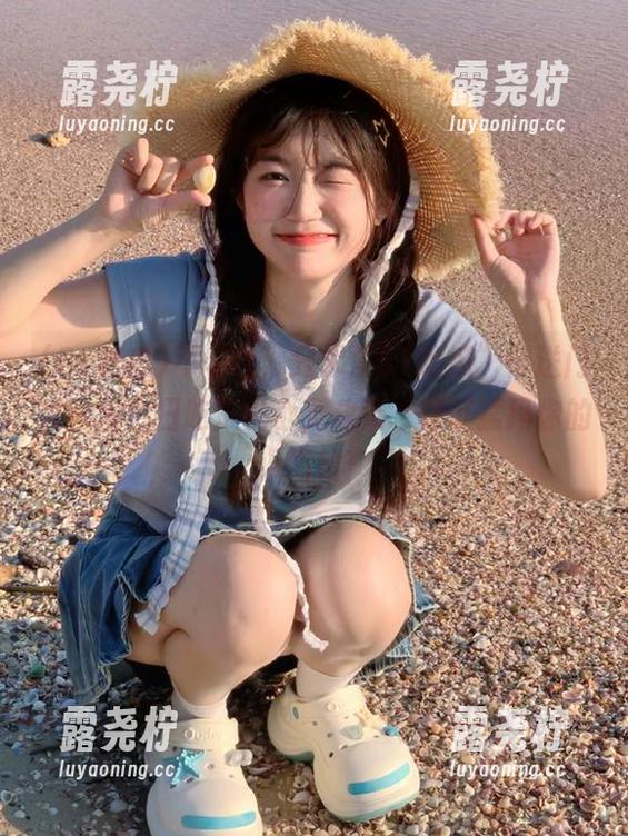 不求啥，只求“51吃瓜”传送门发给你今日吃瓜的心灵鸡汤，保证猛犸你的小情绪！-露尧柠