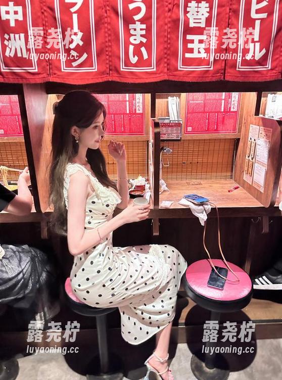 51吃瓜更新的网网址，居然需要我翻几页才能找到……求轻松！-露尧柠