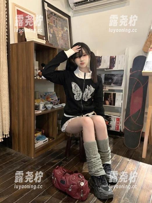 51吃瓜官网，各路神仙爆料，不怕你猜，只等你吃！-露尧柠