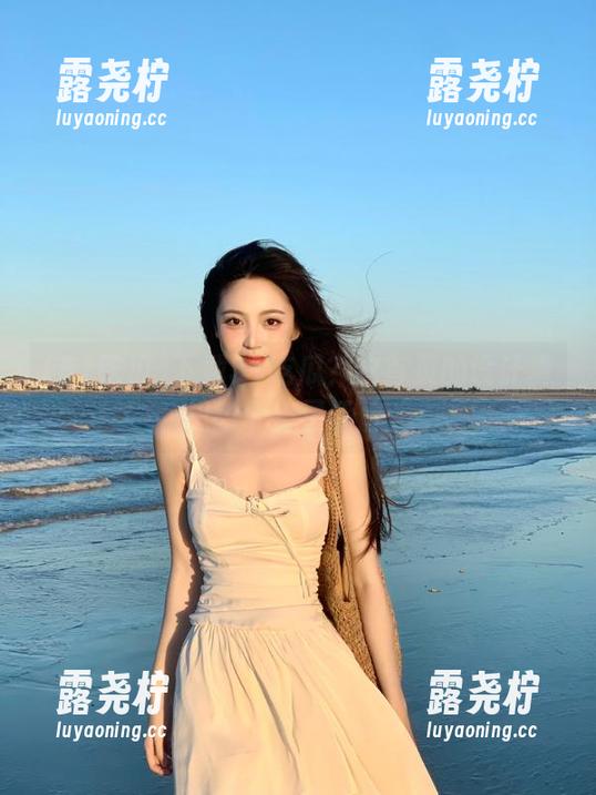 下载51吃瓜？这首页的设计真想给个一星评价。-露尧柠