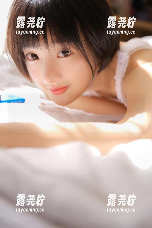 直击今日“51吃瓜”资源——又一个神奇的世界，快来，让我们一起惊叹这出戏的高潮！-露尧柠