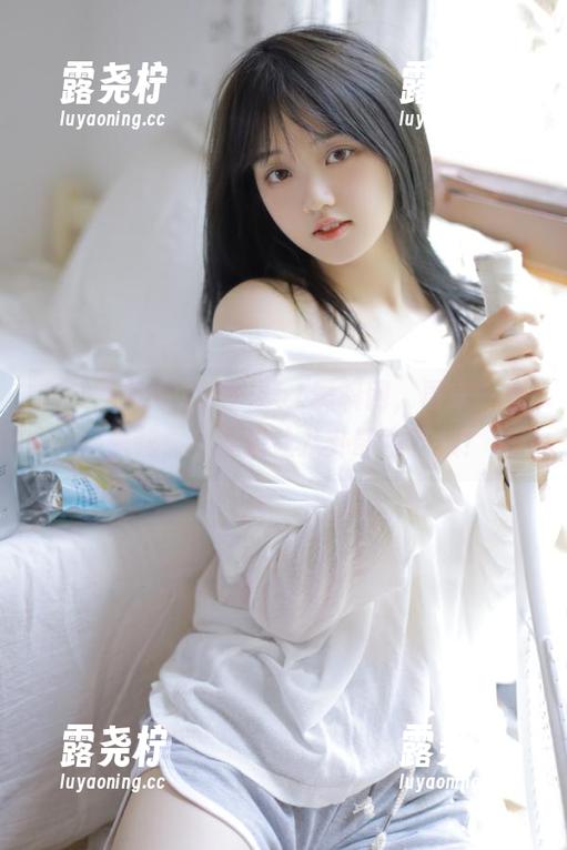 先登录51黑料网，再来一桶爆米花，今晚就让八卦肆意狂欢！-露尧柠