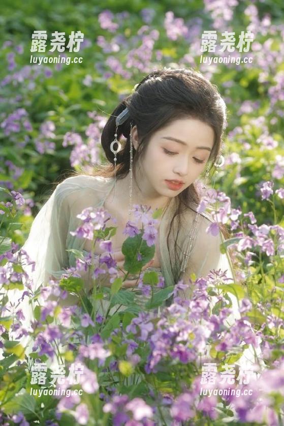 来718.sx体验八卦的乐趣，免费不收费，哦耶！-露尧柠