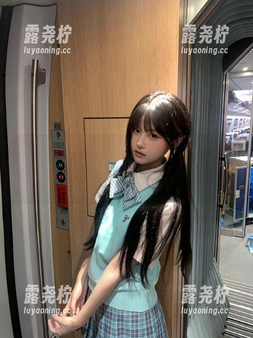 “718黑瓜吃料”真不愧是“资源”的集散地，今天又有什么新鲜玩意儿呢？-露尧柠