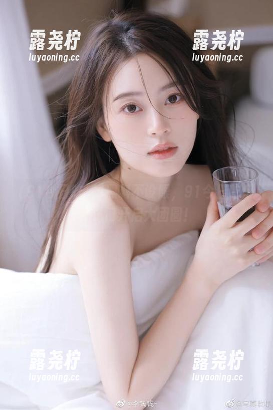 黑料不设限，91今日吃瓜传送门开启大团圆！-露尧柠