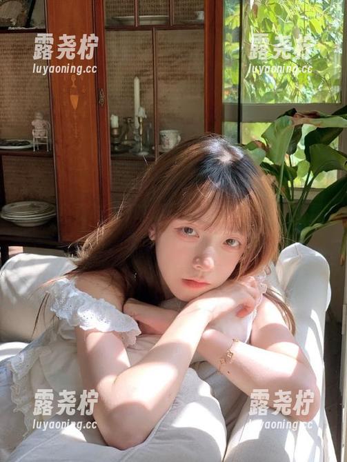 吃瓜要选对方向，91免费吃瓜网，永不迷路的欢乐指南！-露尧柠