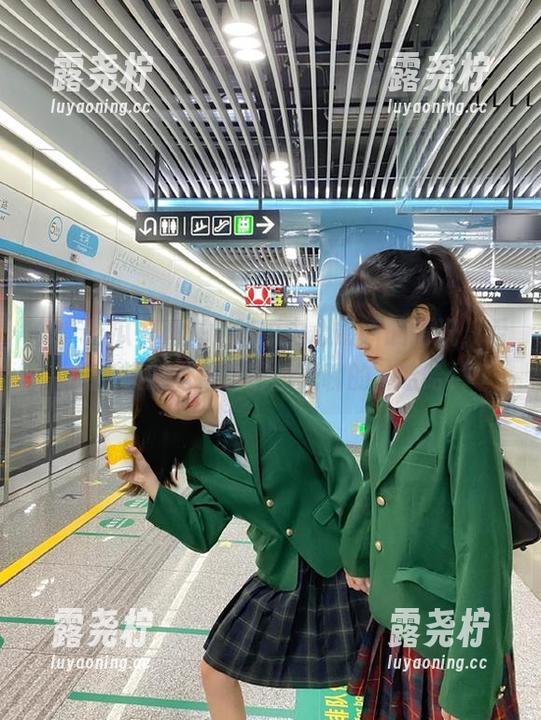 91吃瓜中心最新的情况，看完后顿时觉得自己挺无聊的，哈哈！-露尧柠