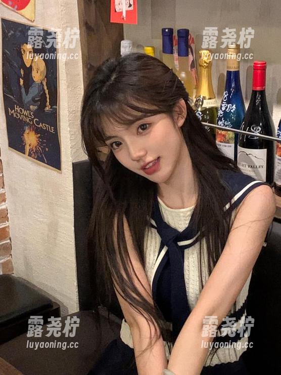 在998su网站上混的日子，有时就像一次荒诞的游乐场探险。-露尧柠