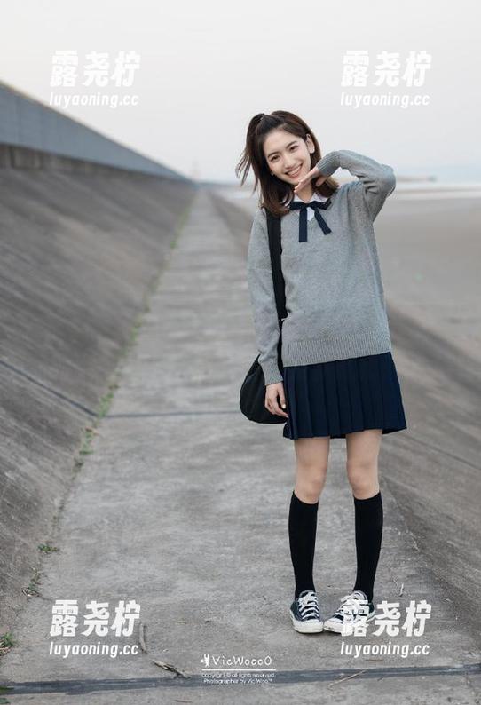 对于hlw线路的流行趋势，我竟然无言以对，只能仰望星空默默思索。-露尧柠