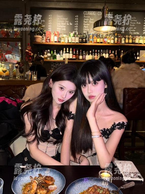 吃瓜时在ios上看到hlw，心里竟然默默想着：这也太夸张了吧？-露尧柠