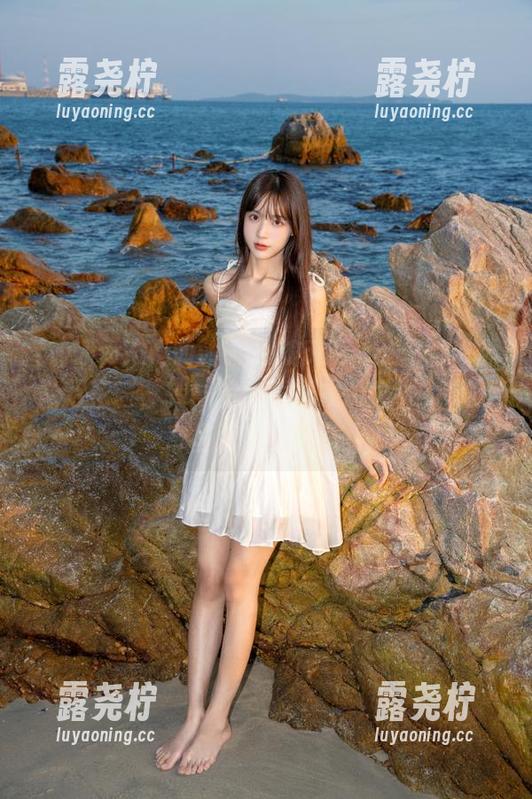 www.hl155.ccm里的资源像万花筒，转一转，瞬间换个世界，很好奇里面都藏了啥！-露尧柠