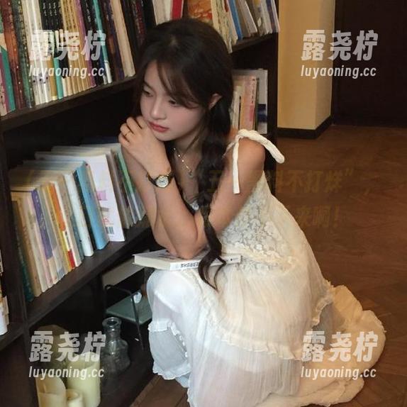 “五一黑料不打烊”，入口就像潮水，根本停不下来啊！-露尧柠