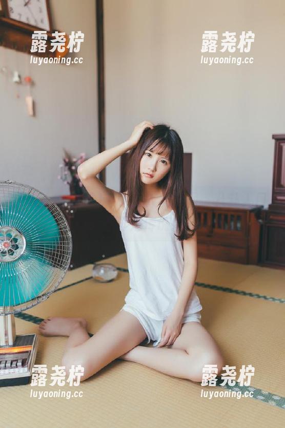 有了人人吃瓜网，八卦入口不再是传说！-露尧柠