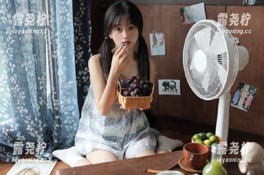 今日吃瓜收了多少“热门大瓜”？快喊我网址女神！-露尧柠