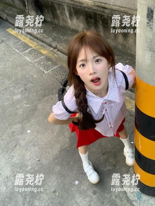 又急忙刷了今日吃瓜新视频，今天的瓜简直不可思议！-露尧柠