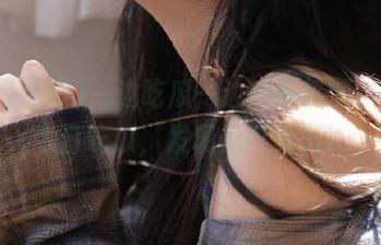 一边吃瓜一边感受热潮，下载今日吃瓜，发现热门大瓜！