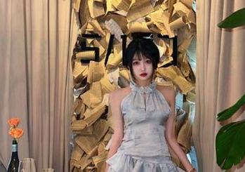 听说今天的瓜直接连通地心，快来“51今日头条黑料网”直达爆料现场！