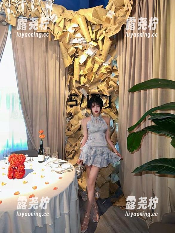 听说今天的瓜直接连通地心，快来“51今日头条黑料网”直达爆料现场！-露尧柠