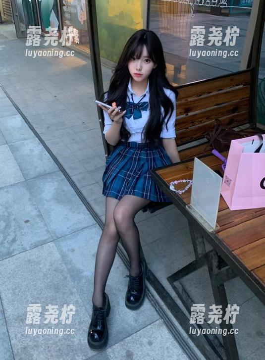 暗黑风格来袭，冲哥精选黑料的入口只能给你这份惊悚！-露尧柠