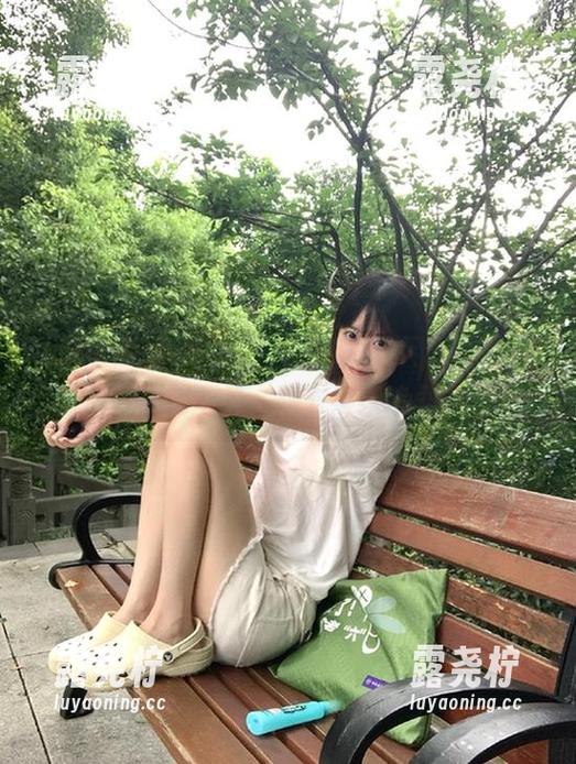 冲哥黑料全新直达网址，整得我眼前一亮，跑去继续追剧。-露尧柠