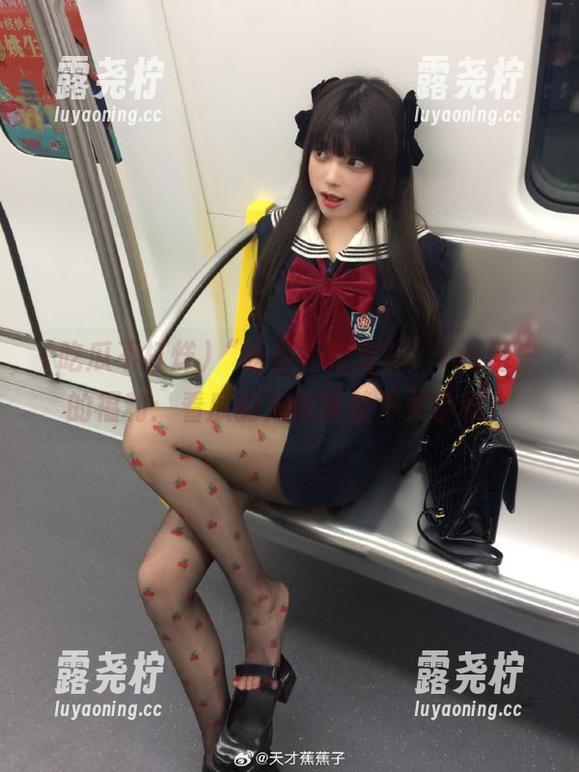 “吃瓜不打烊”，ios用户的福利：看瓜的人没事就不关手机！-露尧柠