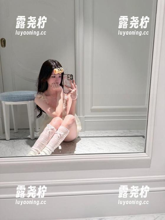 吃瓜网带你走“第一网址”线路，窥探不为人知的瓜。-露尧柠