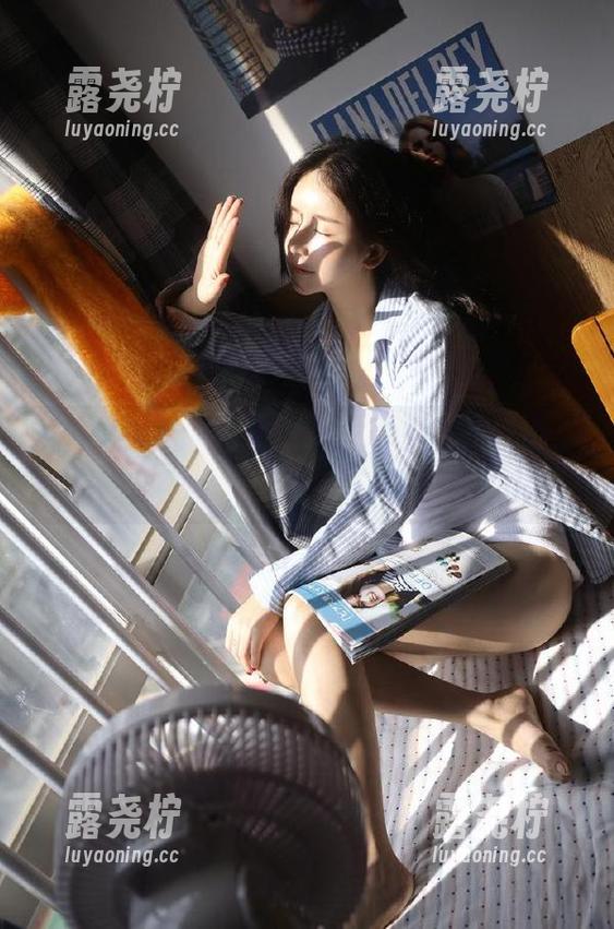 哈哈，吃瓜网站今天又搞事情，热门大瓜都有点让人红脸咯-露尧柠