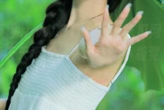 www.51cg.fun吃瓜网在线，热搜瓜天天不断，来瓜一脚小板凳稳稳当当！