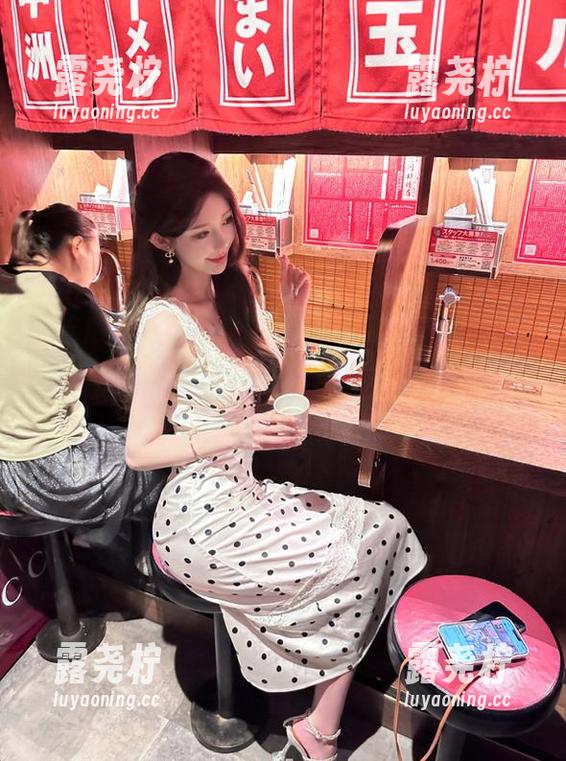 www.51cg.fun吃瓜网最新揭秘：居然有人把食谱和爱情故事结合了，脑洞好大！-露尧柠