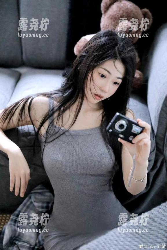 抓紧时间！在线吃瓜网，直达最新抓拍瞬间，真有意思！-露尧柠