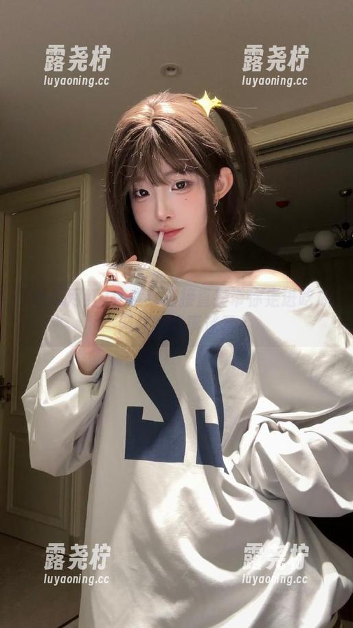 注意！链接直接带你走进吃瓜网红的往事迷雾-露尧柠