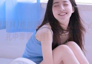 吃瓜黑料在线的入口，心理挣扎中带着一丝期待与紧张！