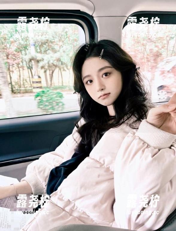 免费版吃瓜黑料网,果皮最厚的瓜里藏着个病毒!-露尧柠 免费版吃瓜黑料网,果皮最厚的瓜里藏着个病毒!-露尧柠