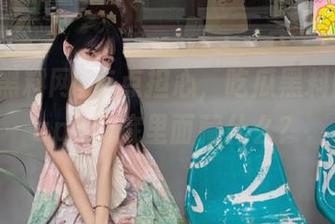 有点担心，吃瓜黑料网这个app到底里面藏什么？