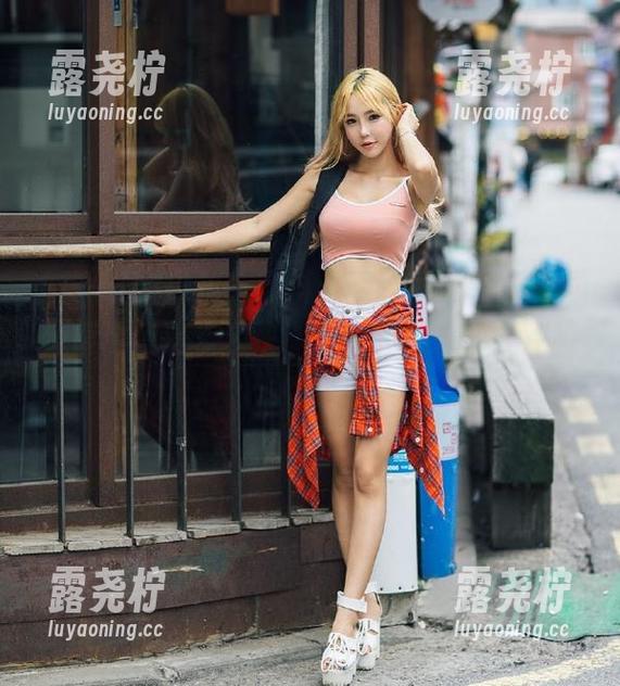 第一黑料：网址虽小，但转发速度比我跑步还快，瓜田的朋友们要注意哦！-露尧柠
