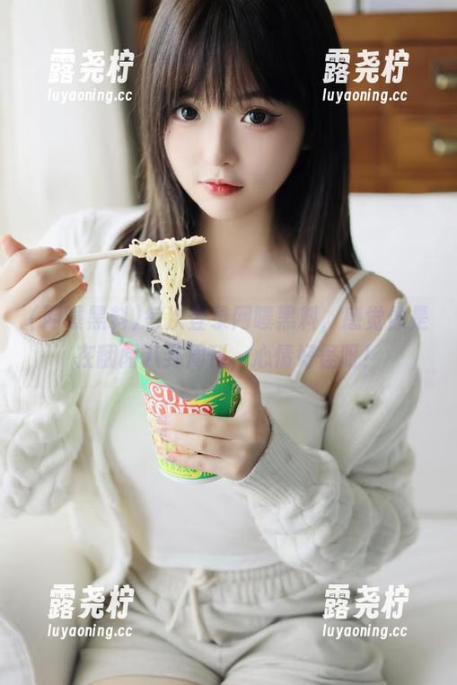 每次登录网曝黑料,感觉像是在翻阅八卦周刊,心情好怪呀!-露尧柠 每次登录网曝黑料,感觉像是在翻阅八卦周刊,心情好怪呀!-露尧柠