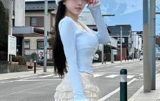 凭什么，资源都在网爆黑料的盘子里！