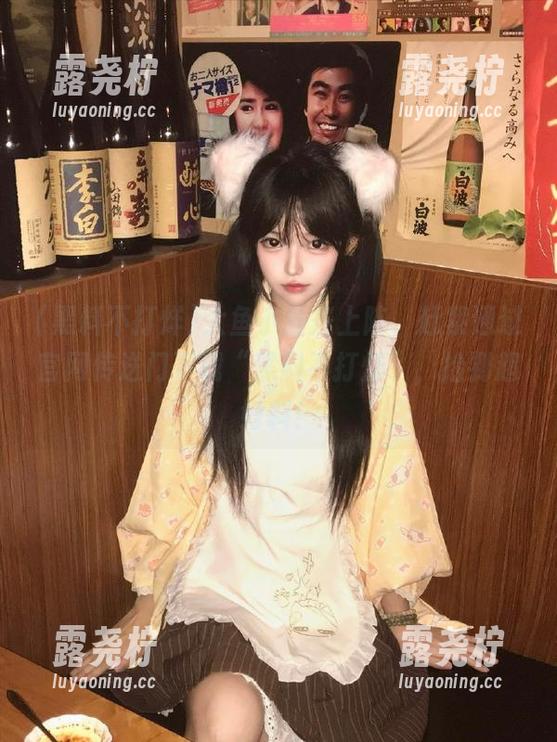大鱼小鱼齐上阵，赶紧通过官网传送门下载“黑料不打烊”，捡到超好料！-露尧柠