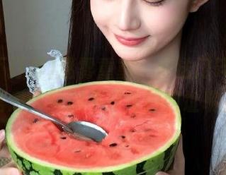 迷雾重重，传送门碎片化的信息：黑料不打烊的网址呢？