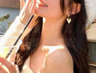 给我一个下载，黑料不打烊我在路上拼命追！