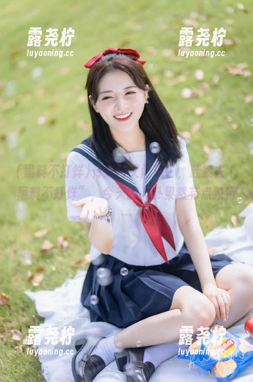 传送门又闪现了，赶紧去“黑料不打烊”，今天的八卦果然有点独特…-露尧柠