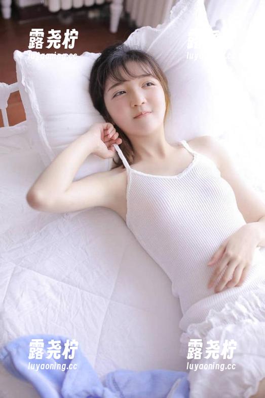 等着“黑料不打烊万里长征”发布新料，我的闲着没事找话题的心又在狂跳。-露尧柠