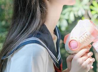 黑料不打烊万里长征app，八卦不停歇，瓜田里冒个水！你看到了吗？