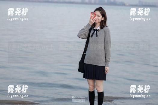 在ios上,黑料吃瓜给你在线带来的沉浸式吃瓜体验!-露尧柠 在ios上,黑料吃瓜给你在线带来的沉浸式吃瓜体验!-露尧柠